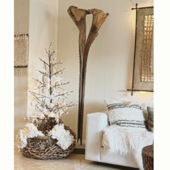 Anthropologie Stars & Orbs Garland - white w/ gold - Picture 7 of 9